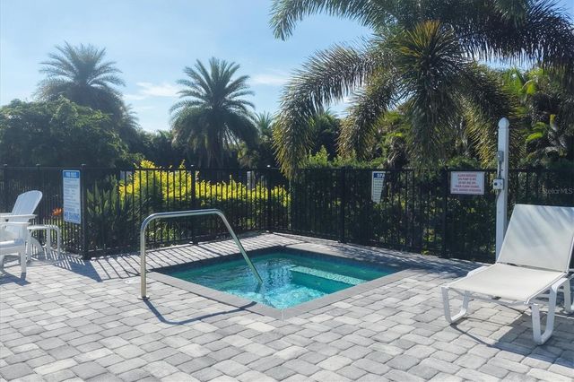 7717 SANDHILL LAKE DRIVE, Sarasota, FL 34241
