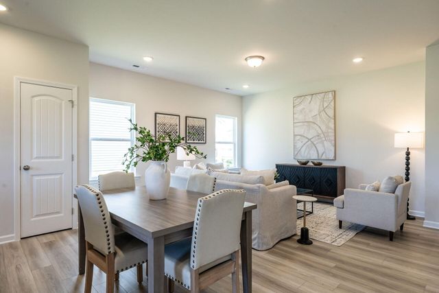 131 Andros Loop, Dalton, GA 30721