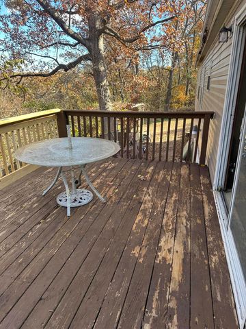 536 Apricot Lane, Reeds Spring, MO 65737