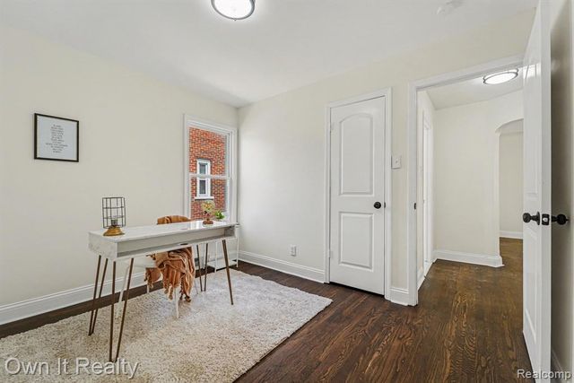 18429 Strathmoor Street, Detroit, MI 48235