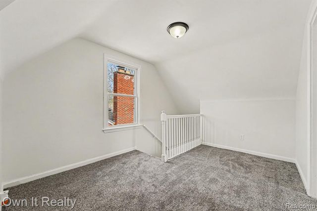 18429 Strathmoor Street, Detroit, MI 48235