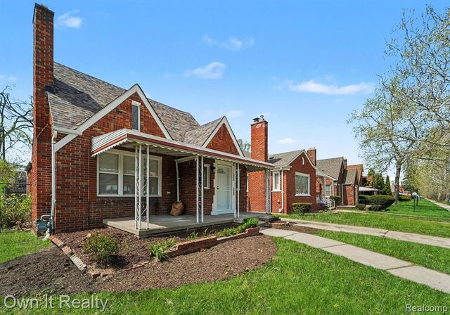 18429 Strathmoor Street, Detroit, MI 48235