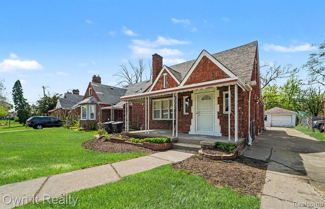 18429 Strathmoor Street, Detroit, MI 48235