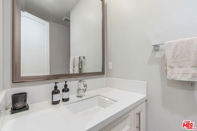 12646 W Seacoast Place, Los Angeles, CA 90094