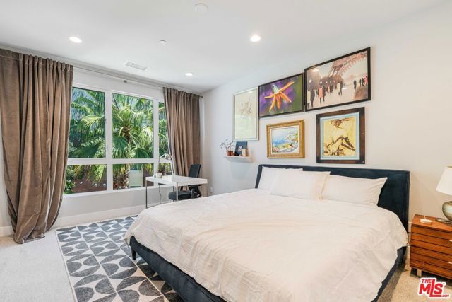 12646 W Seacoast Place, Los Angeles, CA 90094