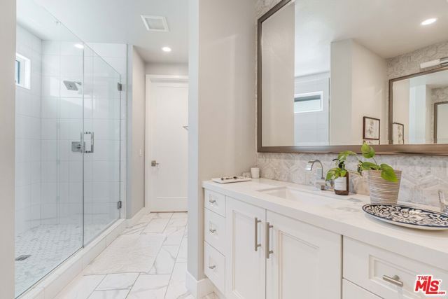 12646 W Seacoast Place, Los Angeles, CA 90094