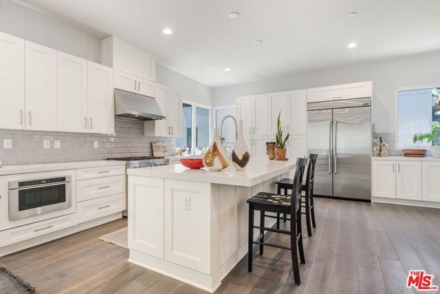 12646 W Seacoast Place, Los Angeles, CA 90094
