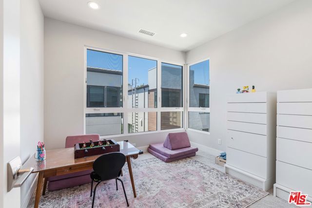 12646 W Seacoast Place, Los Angeles, CA 90094