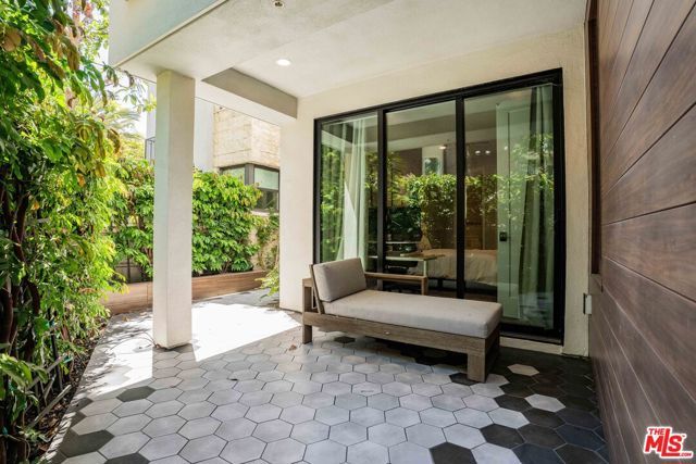 12646 W Seacoast Place, Los Angeles, CA 90094