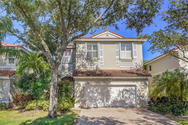 1135 Satinleaf Street, Hollywood, FL 33019