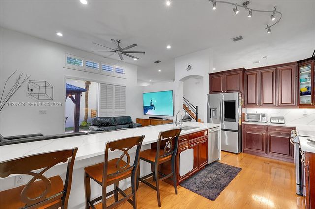 1135 Satinleaf Street, Hollywood, FL 33019