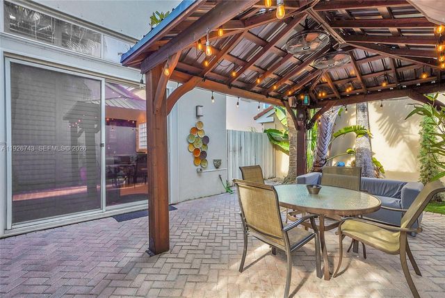 1135 Satinleaf Street, Hollywood, FL 33019