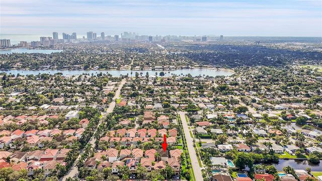 1135 Satinleaf Street, Hollywood, FL 33019