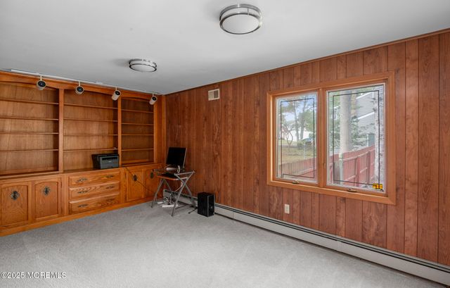 44 Shady Nook Drive, Toms River, NJ 08755