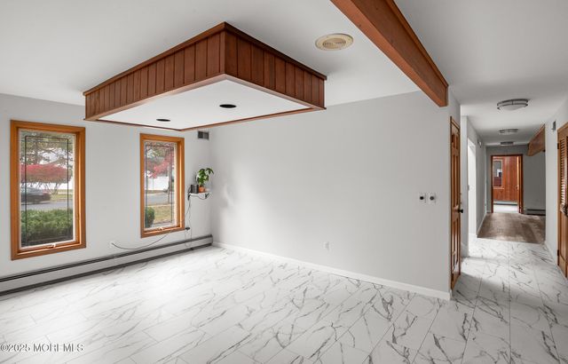 44 Shady Nook Drive, Toms River, NJ 08755