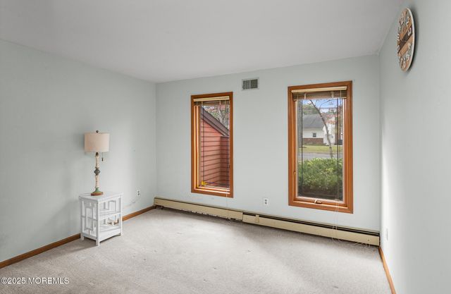 44 Shady Nook Drive, Toms River, NJ 08755