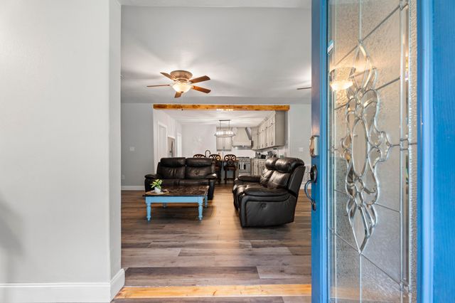 450521 Lake Shore Drive, Afton, OK 74331