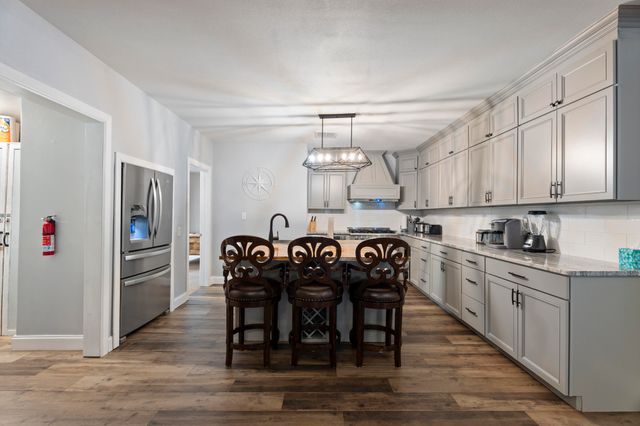 450521 Lake Shore Drive, Afton, OK 74331