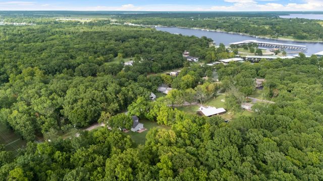 450521 Lake Shore Drive, Afton, OK 74331