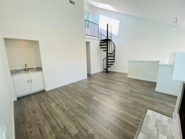 4907 Feagan Street, Houston, TX 77007