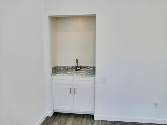 4907 Feagan Street, Houston, TX 77007
