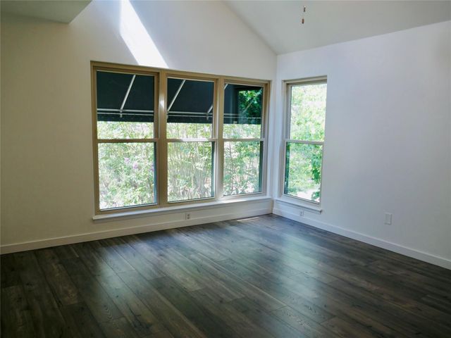4907 Feagan Street, Houston, TX 77007