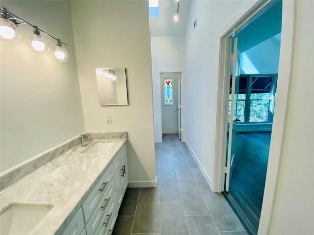 4907 Feagan Street, Houston, TX 77007