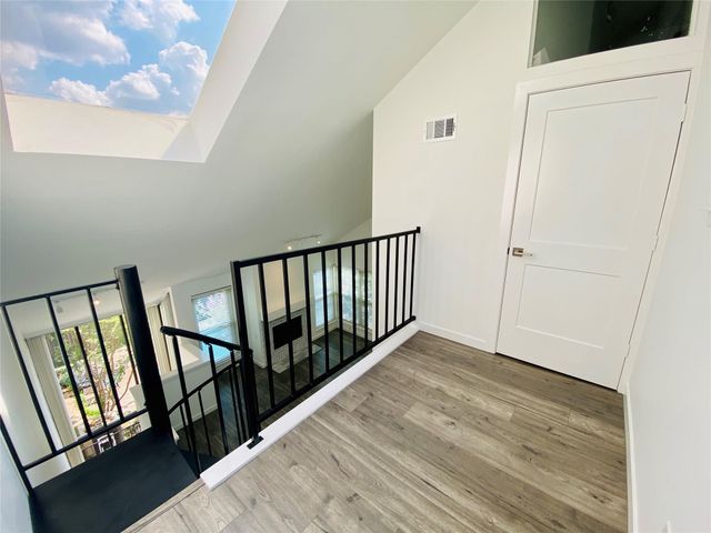 4907 Feagan Street, Houston, TX 77007