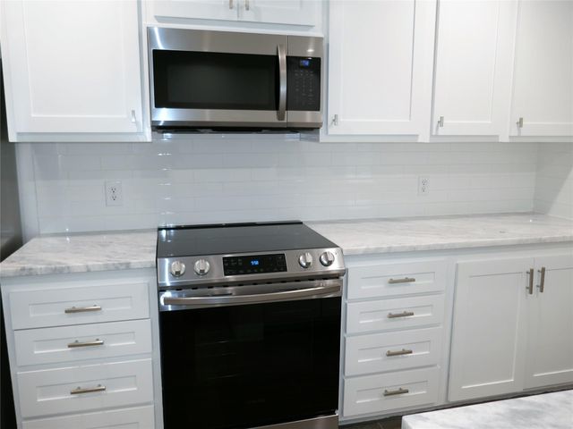 4907 Feagan Street, Houston, TX 77007