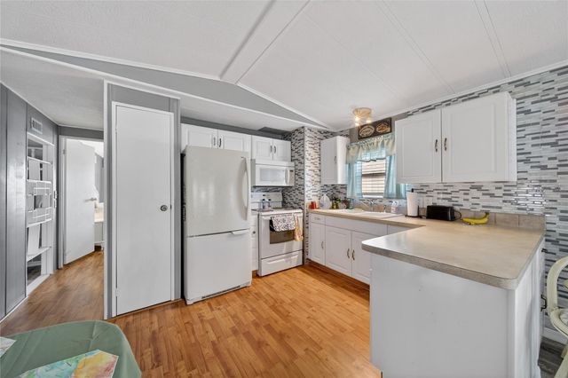 251 PATTERSON ROAD D32, Haines City, FL 33844