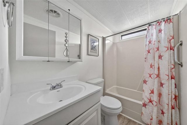 251 PATTERSON ROAD D32, Haines City, FL 33844