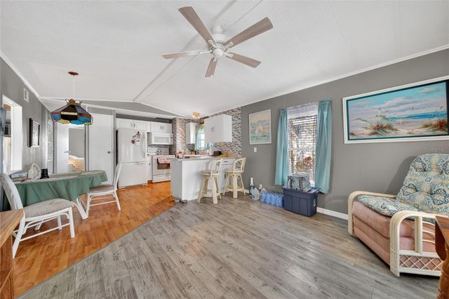 251 PATTERSON ROAD D32, Haines City, FL 33844