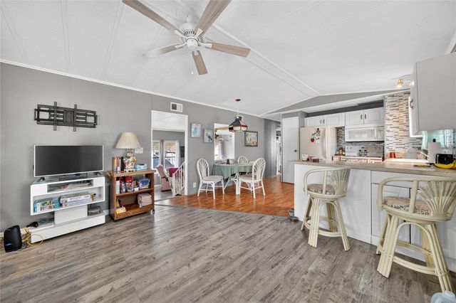 251 PATTERSON ROAD D32, Haines City, FL 33844