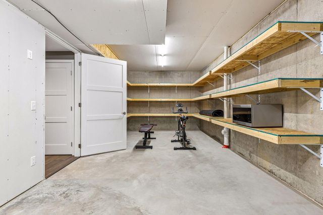 5545 Garland Lane N, Plymouth, MN 55446