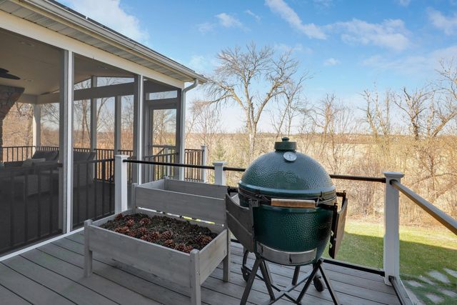 5545 Garland Lane N, Plymouth, MN 55446