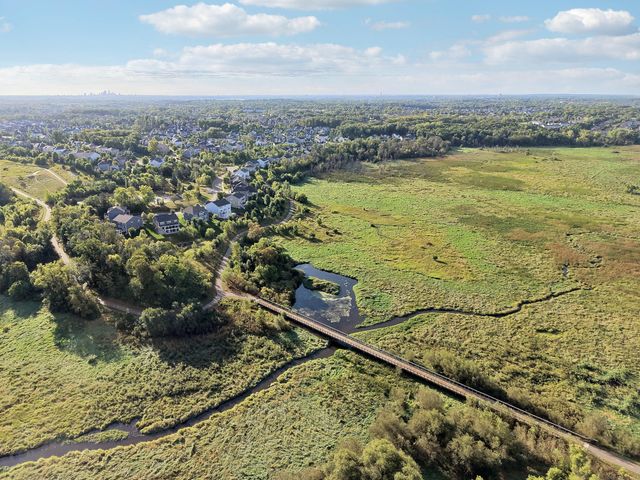 5545 Garland Lane N, Plymouth, MN 55446