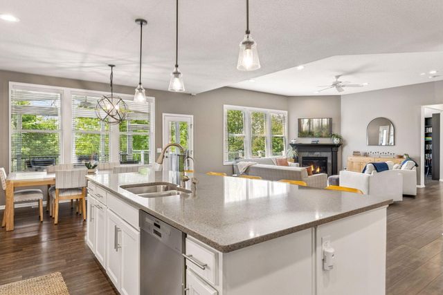 5545 Garland Lane N, Plymouth, MN 55446