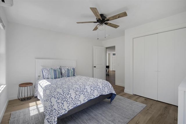 15 Squires Pond Lane, Wellfleet, MA 02667