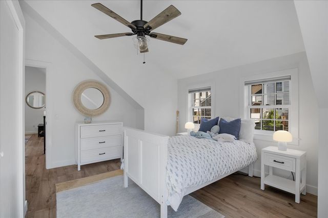 15 Squires Pond Lane, Wellfleet, MA 02667