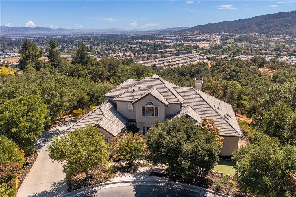 8320 Chantrelle Court, Gilroy, CA 95020