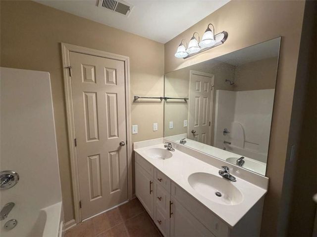 768 Laurel West Lane, Dacula, GA 30019