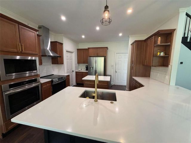 768 Laurel West Lane, Dacula, GA 30019