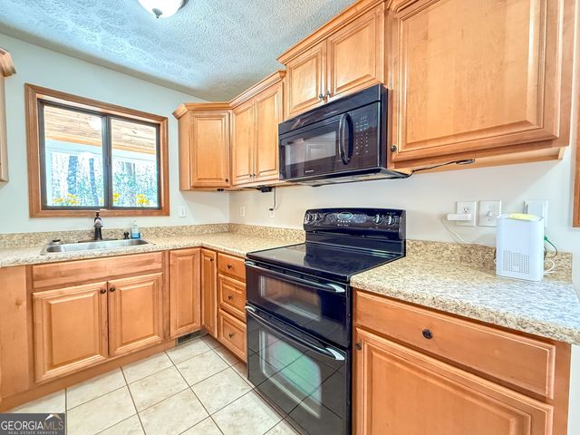 94 Grimes Nose, Sautee Nacoochee, GA 30571