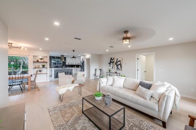 4434 Coquina, Jacksonville Beach, FL 32250