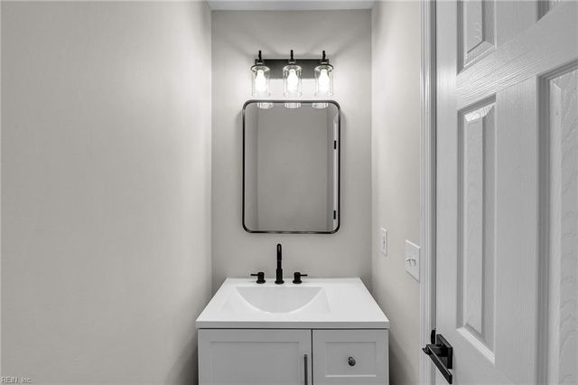 324 Elderwood CT, Virginia Beach, VA 23462