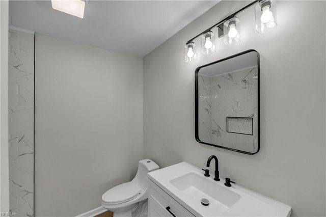 324 Elderwood CT, Virginia Beach, VA 23462