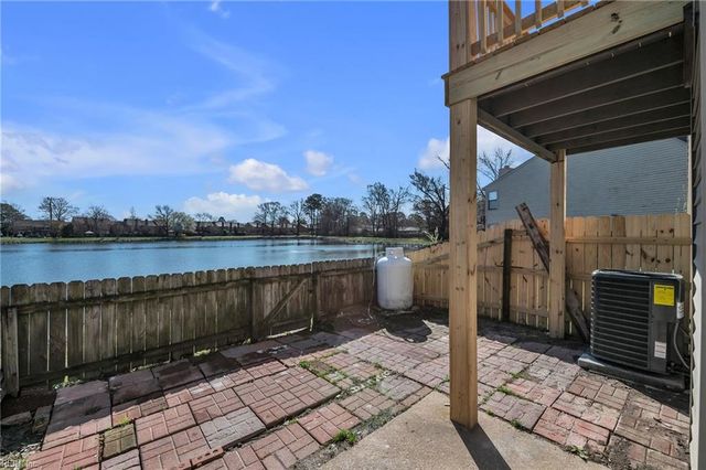 324 Elderwood CT, Virginia Beach, VA 23462