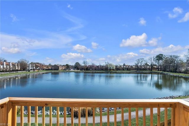 324 Elderwood CT, Virginia Beach, VA 23462