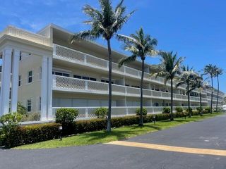 2545 South Ocean Boulevard 303, Palm Beach, FL 33480