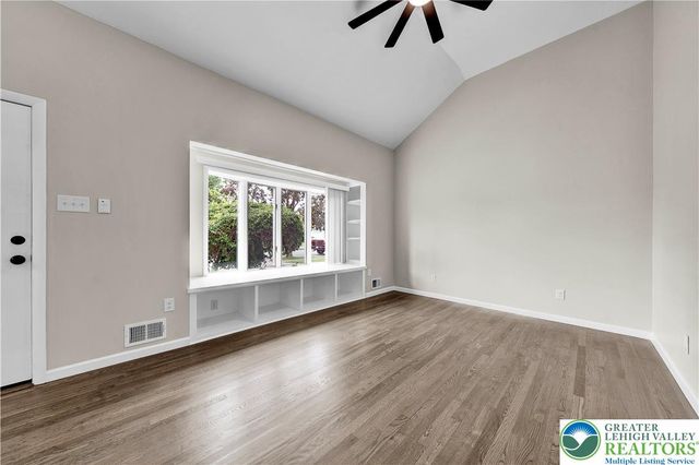 2038 Vista Drive, Bethlehem City, PA 18018